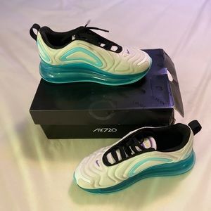 Nike Air Max 720